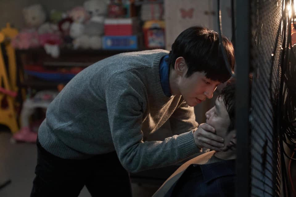 ซีรี่ย์เกาหลี บุปผาปีศาจ Flower of Evil พากย์ไทย EP.1-16 จบ | Ep.15 บุปผาปีศาจ Flower of Evil พากษ์ไทย | Full HD 1080p ซีรี่ย์เกาหลี บุปผาปีศาจ Flower of Evil พากย์ไทย EP.1-16 จบ Ep.15 บุปผาปีศาจ Flower of Evil พากษ์ไทย | ดูซีรี่ย์ออนไลน์ HD พากย์ไทย ซับไทย